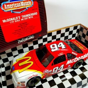 Ertl NASCAR Bill Elliot #94 Ford Thunderbird 1:18 Die Cast McDonald's Car Vtg